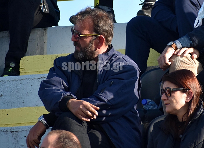 , &Tau;&epsilon;&lambda;&iota;&kappa;ό&sigmaf; &Kappa;&upsilon;&pi;έ&lambda;&lambda;&omicron;&upsilon; &Mu;&epsilon;&sigma;&sigma;&eta;&nu;ί&alpha;&sigmaf;: &Phi;&omega;&tau;&omicron;&rho;&epsilon;&pi;&omicron;&rho;&tau;ά&zeta; &alpha;&pi;&omicron; &tau;&eta;&nu; &Pi;&alpha;&rho;&alpha;&lambda;ί&alpha;