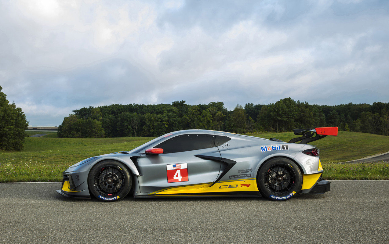 HChevrolet-Corvette-C8R-003