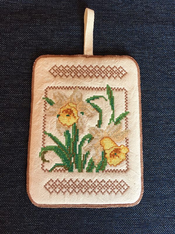 D9C6CB61-DE49-46C5-8648-65E6BF17C0F2