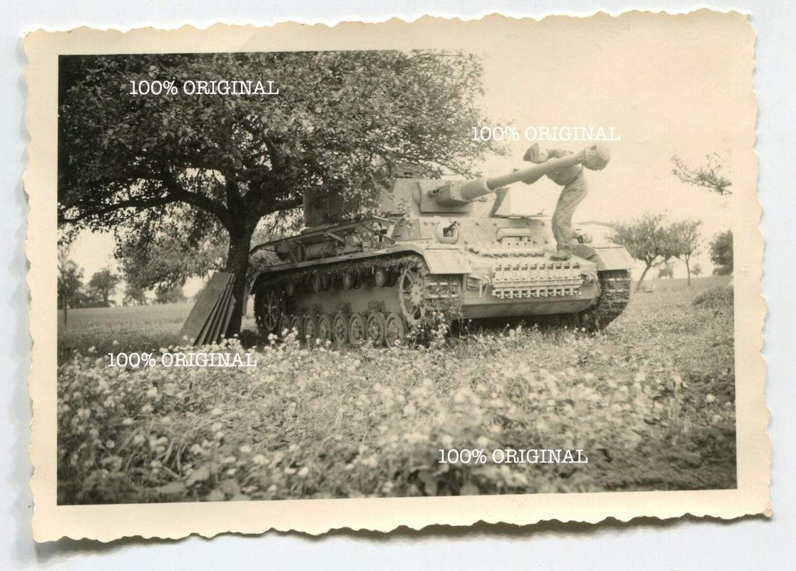 Original Foto Panzer Panzerkampfwagen IV Pz. Rgt. 23 Seitenschür