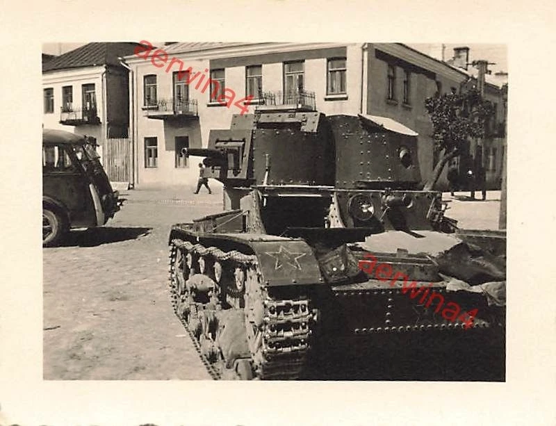 Foto WW2 russ Panzer T 26 Model 1931 selten Kobryn Weißrussland Ostfront