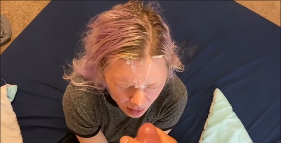 [Image: Cumshots31589135823.jpg]