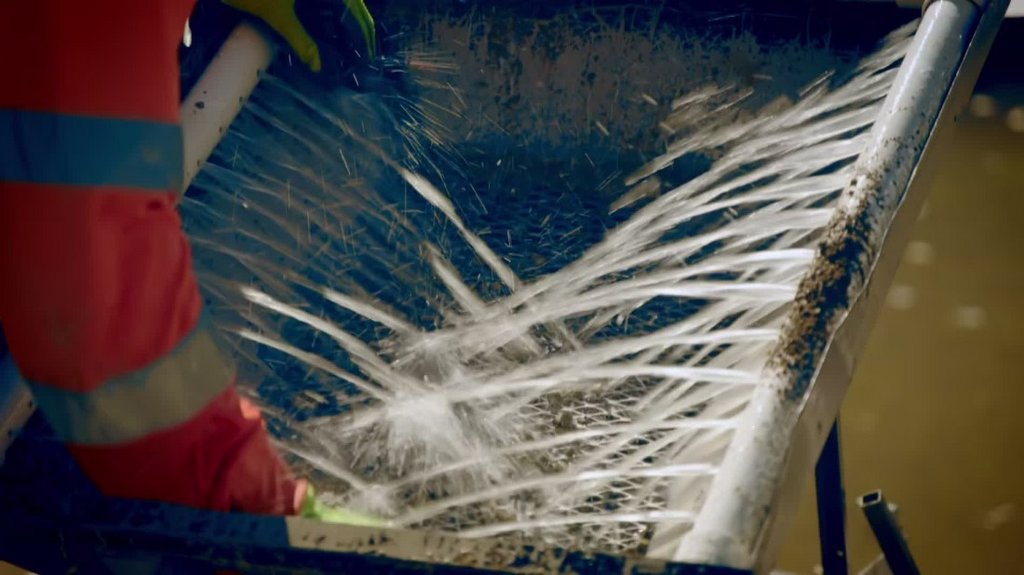 [Image: v5m3spt5xev6.jpg]