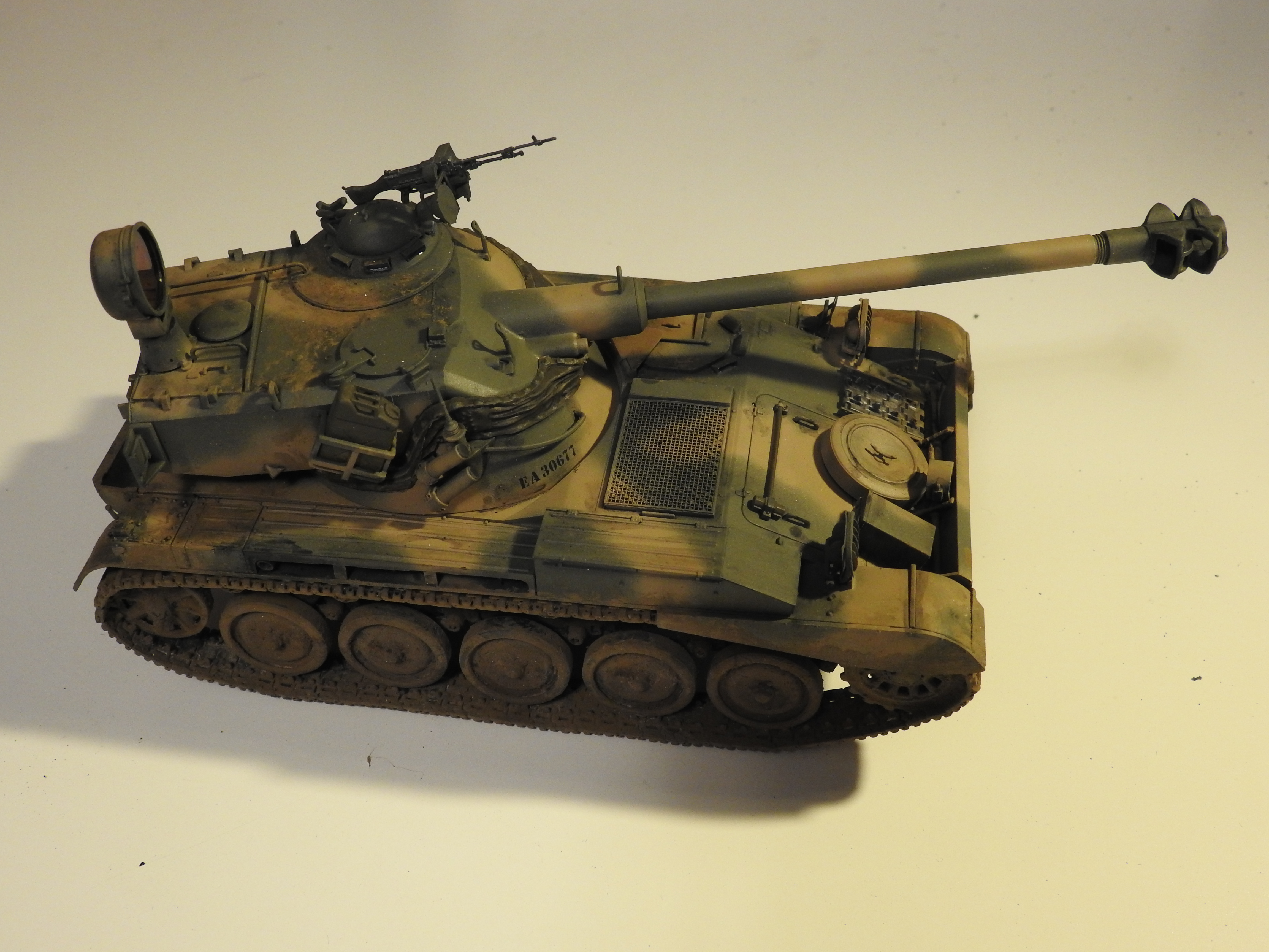  AMX-13 / 105 , takom 1/35 - Klar DSCN9780
