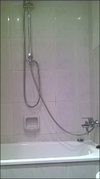 [Image: Voyeur13525150239.jpg]