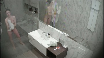 [Image: Voyeur15595082326.jpg]