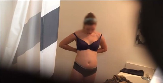 [Image: Voyeur54295123112.jpg]