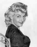 corinne-calvet-a97