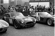  1964 International Championship for Makes - Page 6 64taf189-AC-Cobra-J-Vincent-G-Faghet