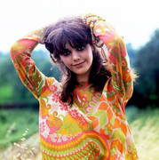 tina-aumont-a47