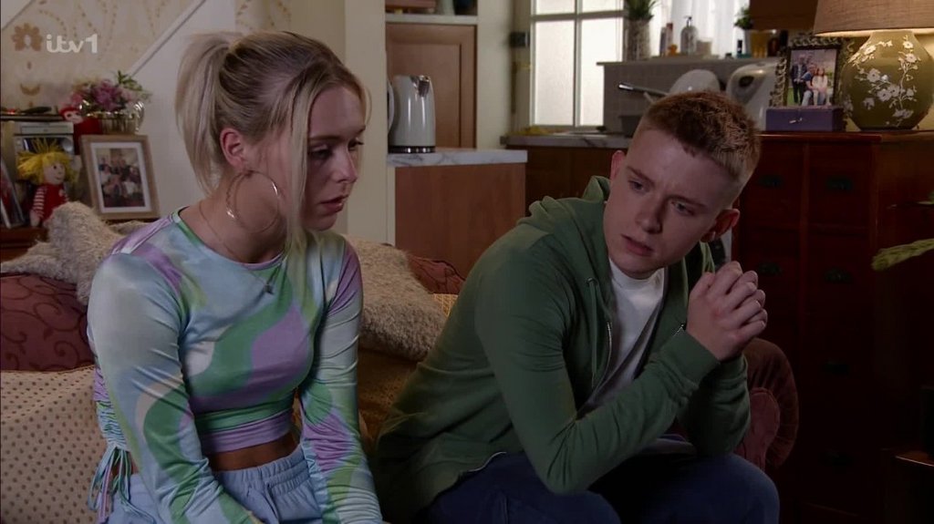 [Image: ag0s41hn0tnk.jpg]