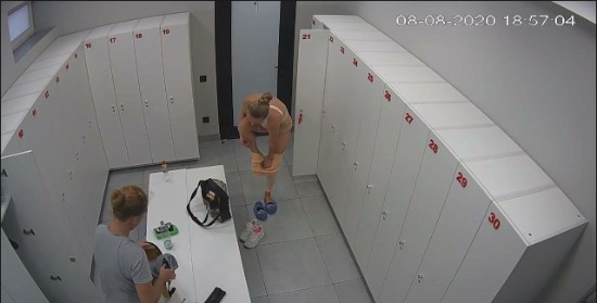 [Image: Voyeur20275105107.jpg]