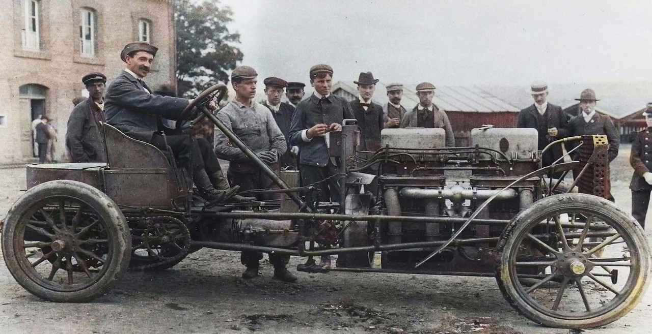 39E1EC83-11E1-43B4-8470-8BFA27A234BB