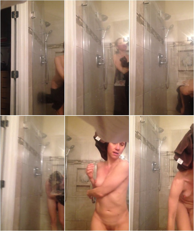 [Image: Ex-wife-Karen-spy-bathroom-2.jpg]