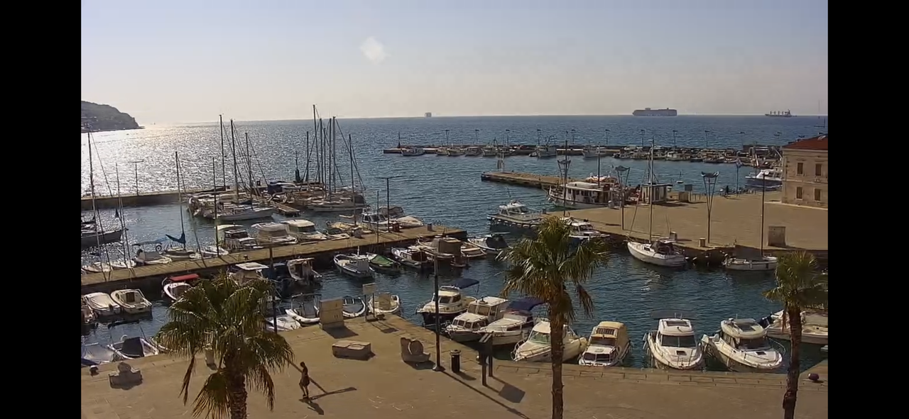 ACC3761D-661D-4E46-B063-1D0E1BC1B19B