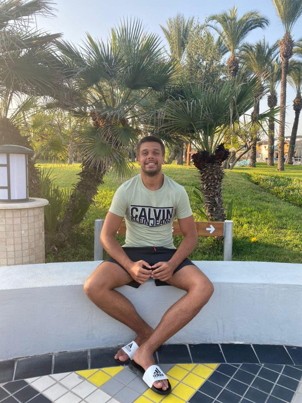 060DB99A-85CD-4824-9CD7-4B4259A5B0E6