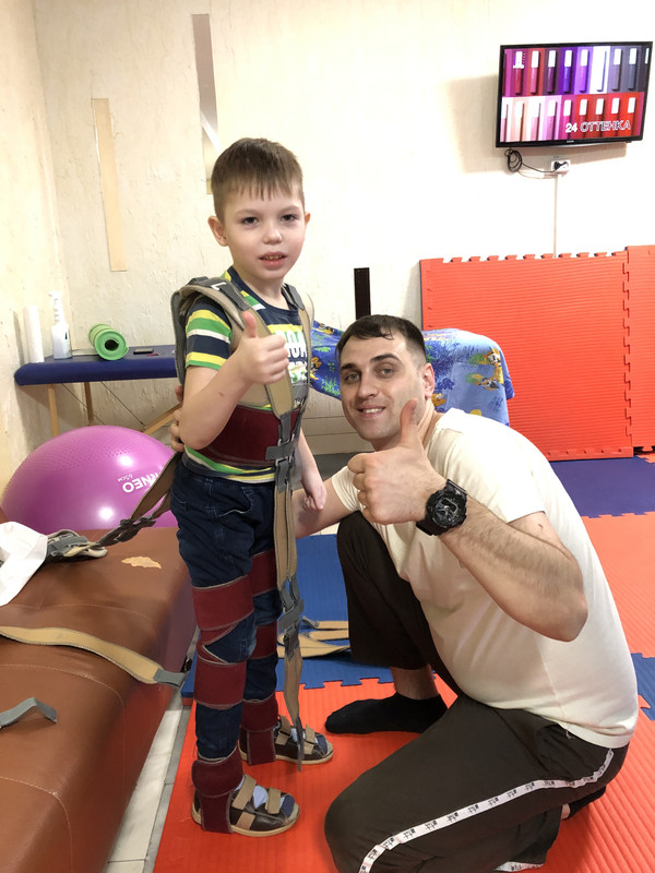 EC1F42B3-B751-4309-8BF7-620B9FC15725