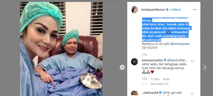 Krisdayanti menemani Raul Lemos operasi katarak.