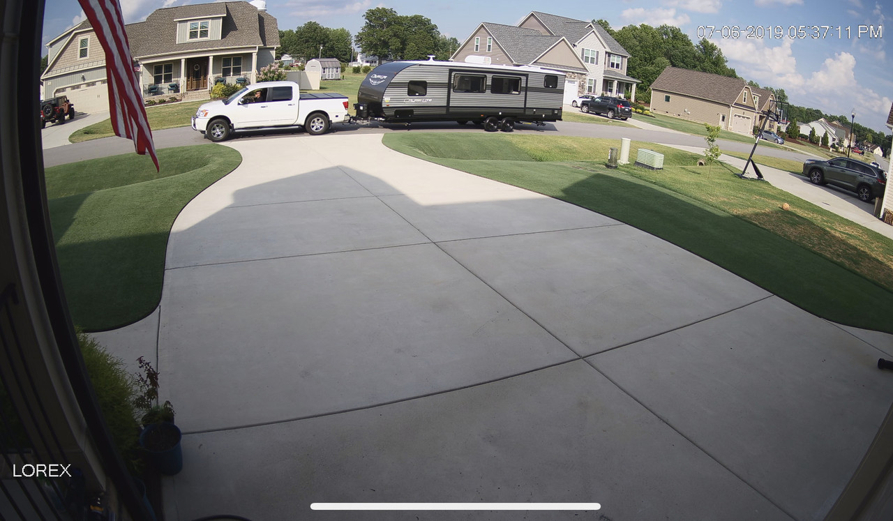 27323706-6FB8-4D61-A66B-23B528BD7315