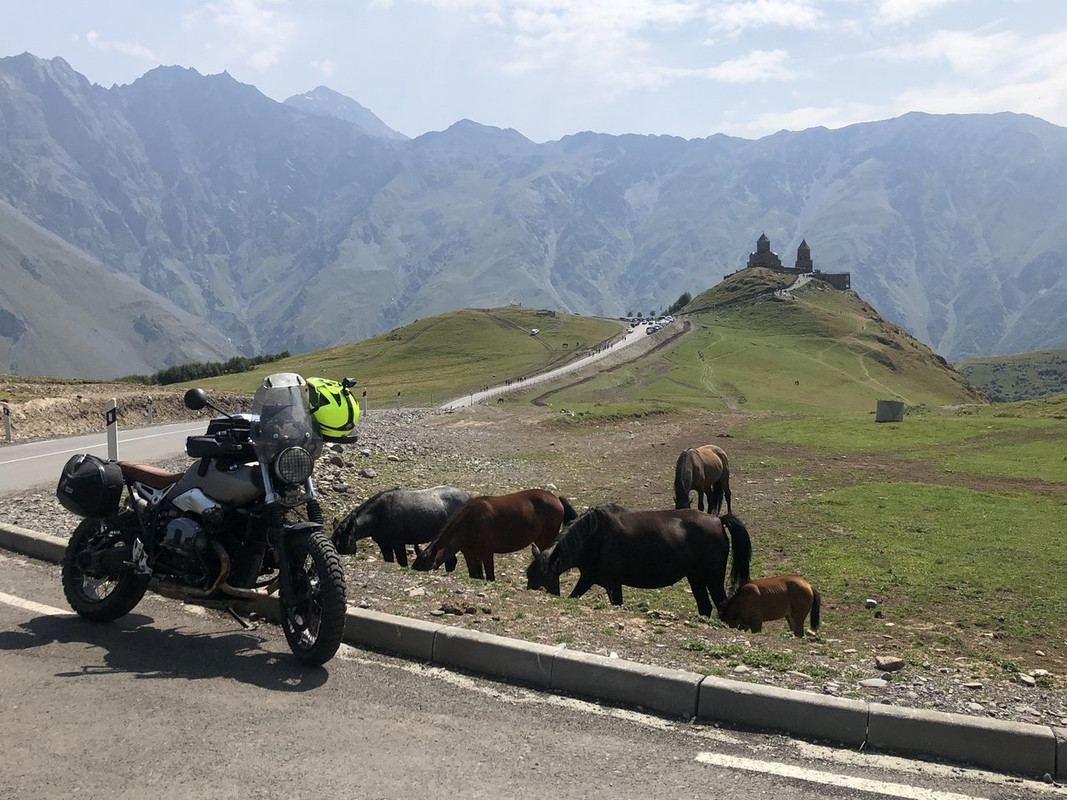 BA9F826B-A78A-4ECA-9ABA-B9AED3CFBE3C