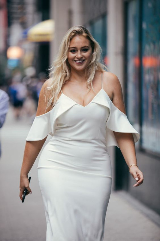 Iskra Lawrence (5)
