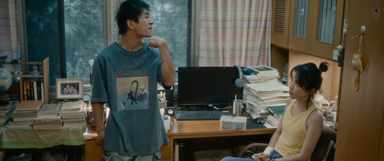 小小的我.Big.World.2024.2160p.WEB-DL.H265.HQ.60fps.DTS5.1-HHWEB.mkv_snapshot_01.05.00.650