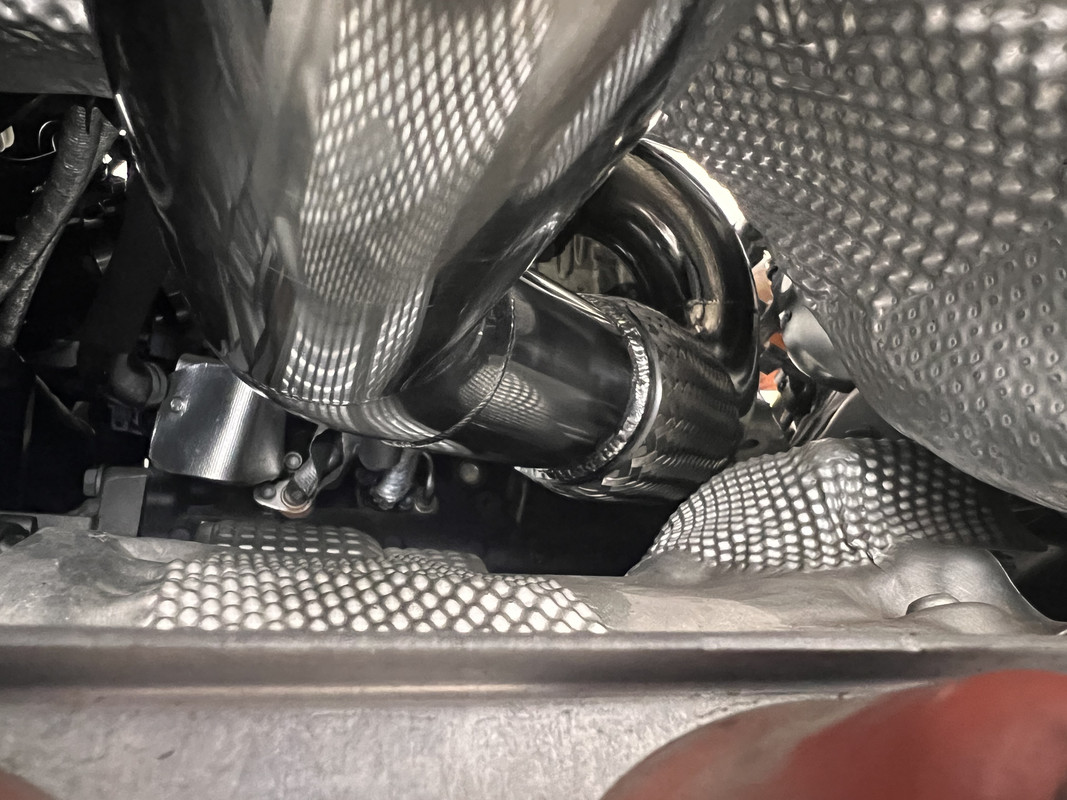 EEB9667E-6D04-4ABB-8AF0-7F9741211AFF