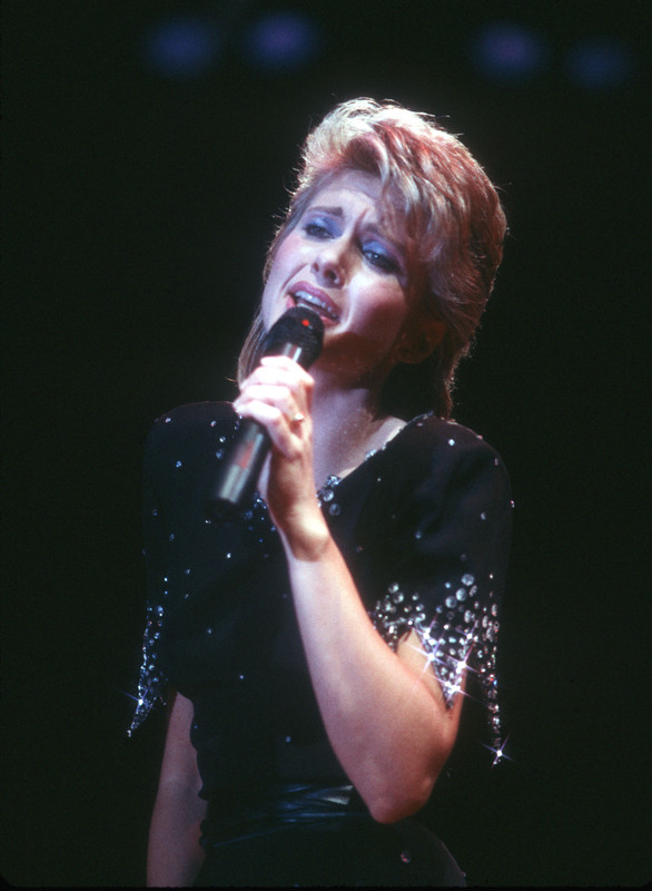 OliviaNewtonJohnon_ma80
