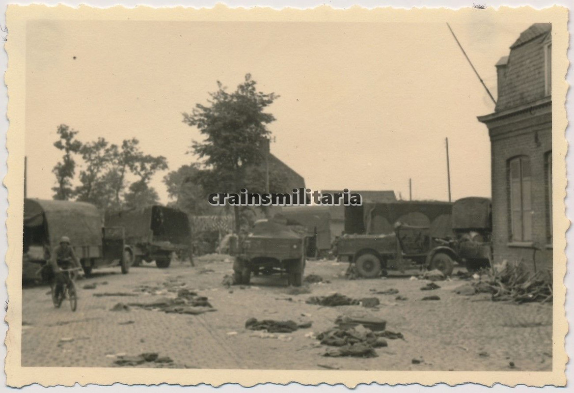 Orig. Foto englische Beute Lkw Jeep bei DÜNKIRCH