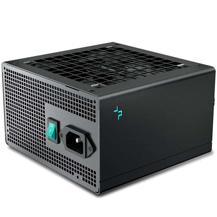 Amazon: DEEPCOOL Fuente de Poder PC 700W Gamer 80 Plus Bronze R-PK700D-FA0B-EU
