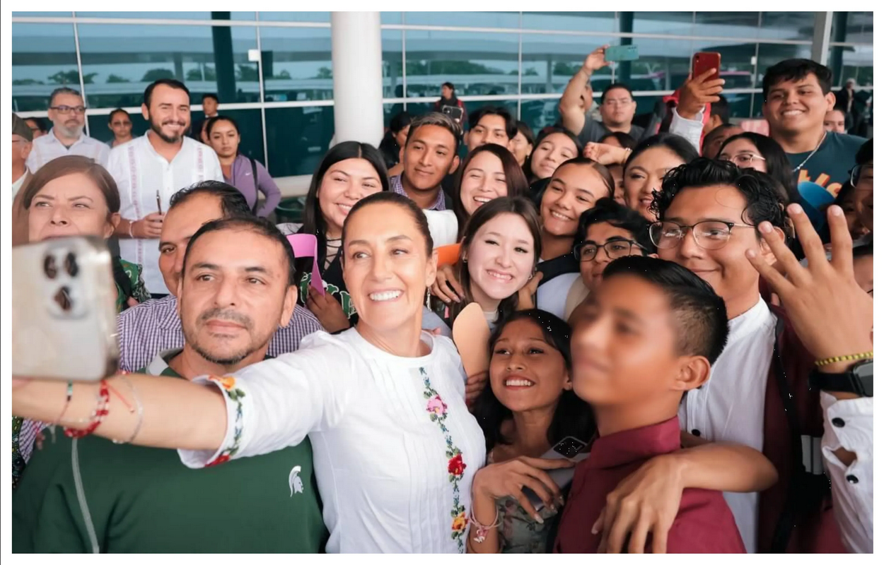 Sheinbaum llama a jóvenes de Campeche a “no ser individualistas” y trabajar por su comunidad 