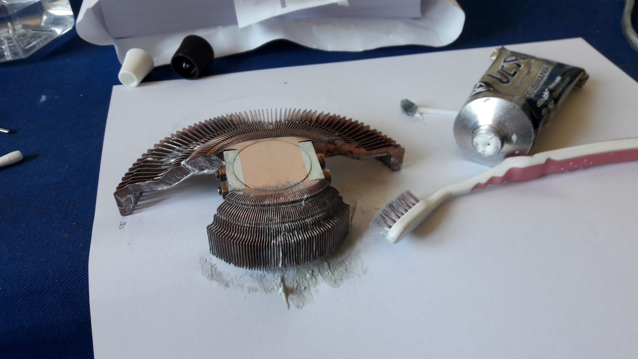 ATI9800PRO-ZLMVF700CU_27