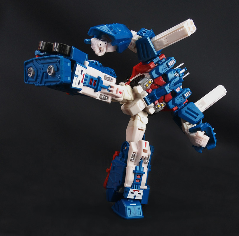 X2-CW-Ultra-Magnus-add-on-04