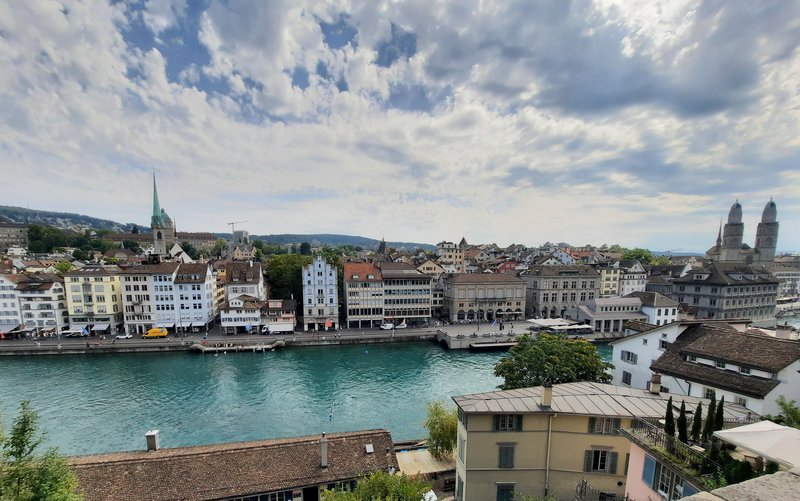 Suiza: nueve días en transporte público. - Blogs de Suiza - Dia 16 y 17. Llegada y visita Zurich. (6)