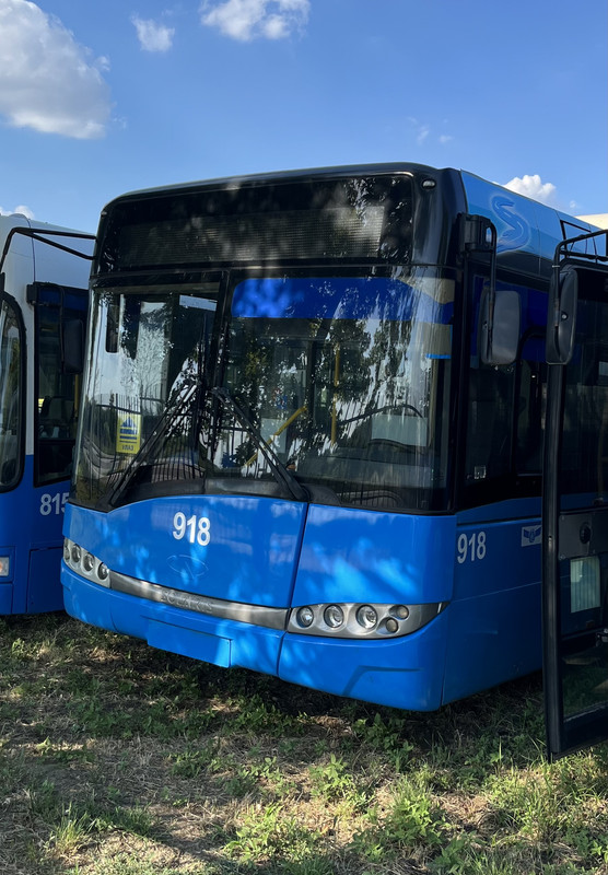 9AAD708F-A619-48F7-AFE0-E5E8EFAA5C16