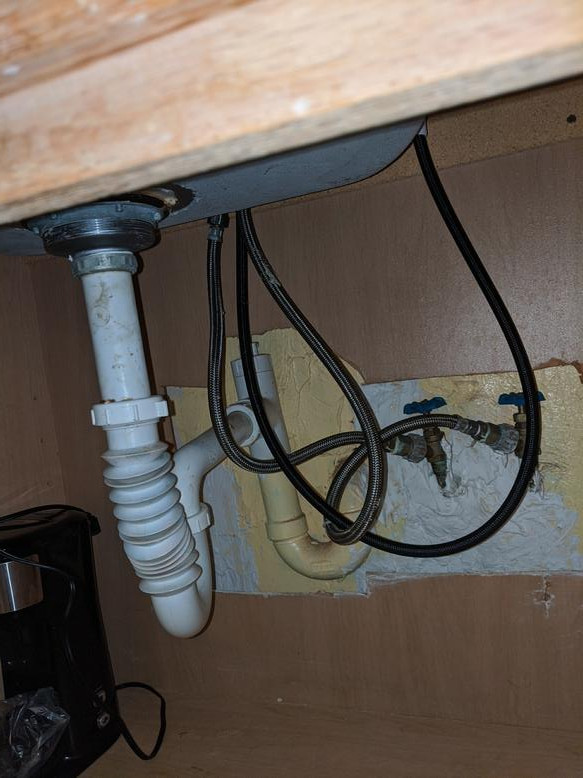 kitchen drain and vent