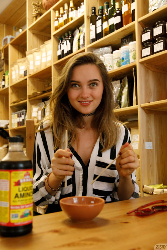 full_018_1136189910135654