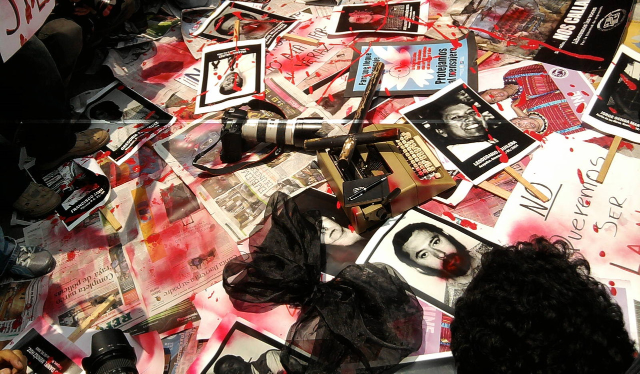 Periodistas piden seriedad a AMLO tras asesinato de Armando Linares