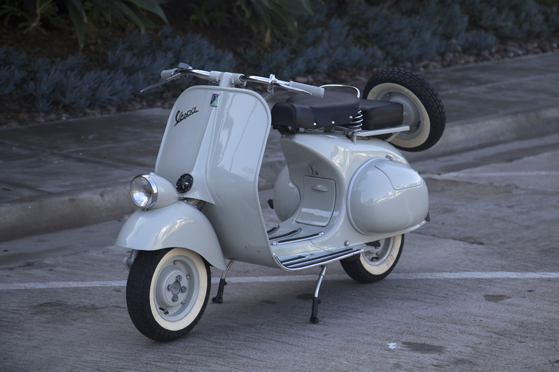 Vespa стоянка