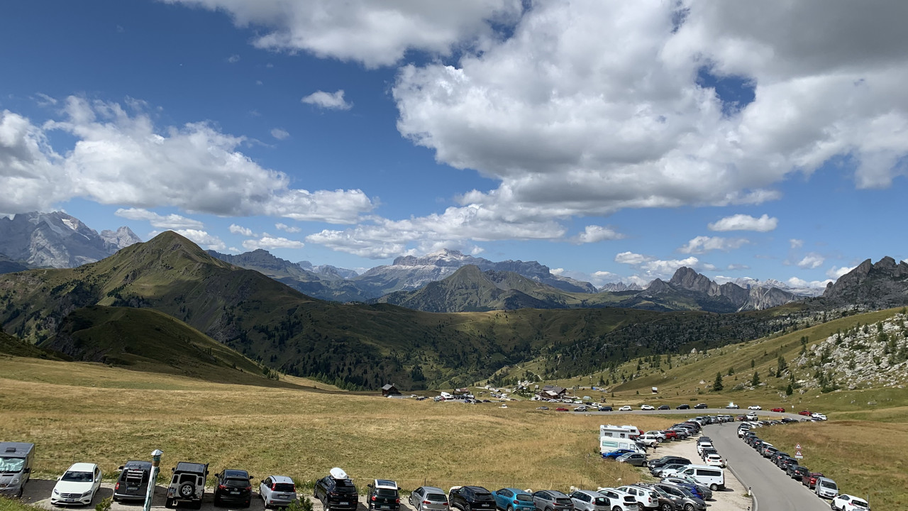 F0060D59-ED12-400E-8511-33CA4E357E64