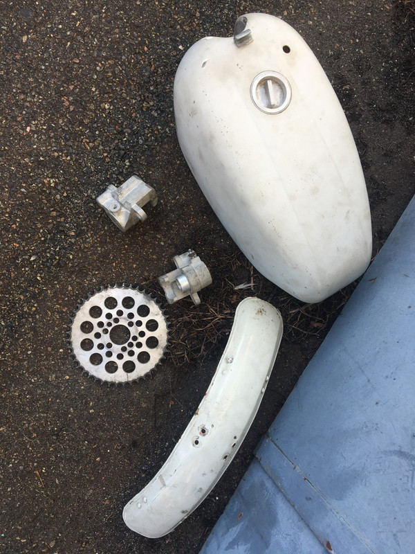 AE86E51A-8AA5-458F-AB17-755266217C54