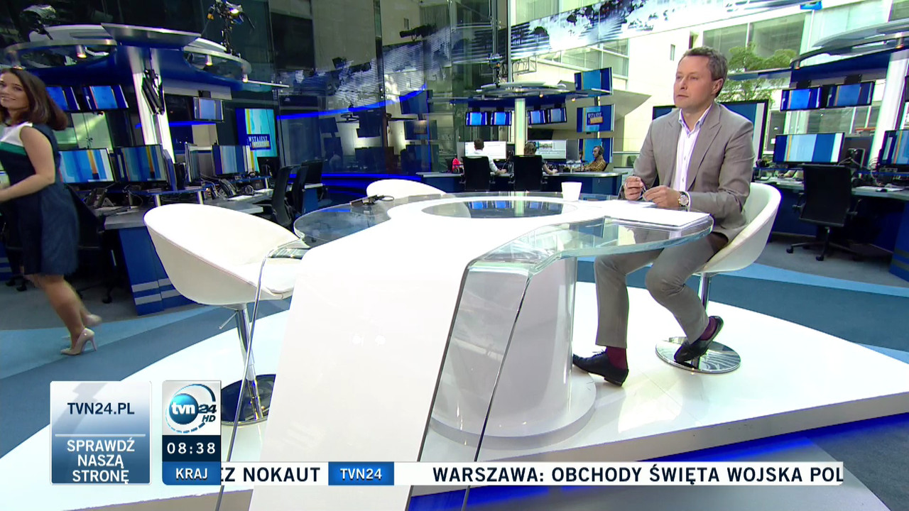 TVN_24_HD-15082015-0834.mts (0_03_34) 004831