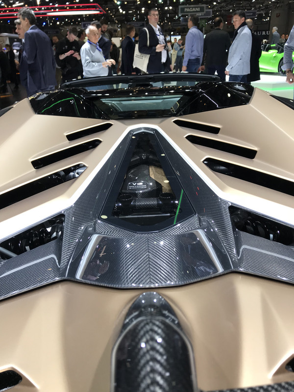 FD9F2E83-21FA-4684-94F1-026DC95AE989