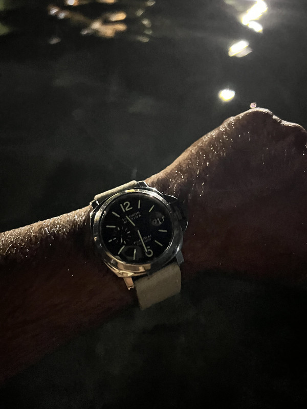 EC7B0158-6404-4B5D-BDF4-BC9F2ABE2B68