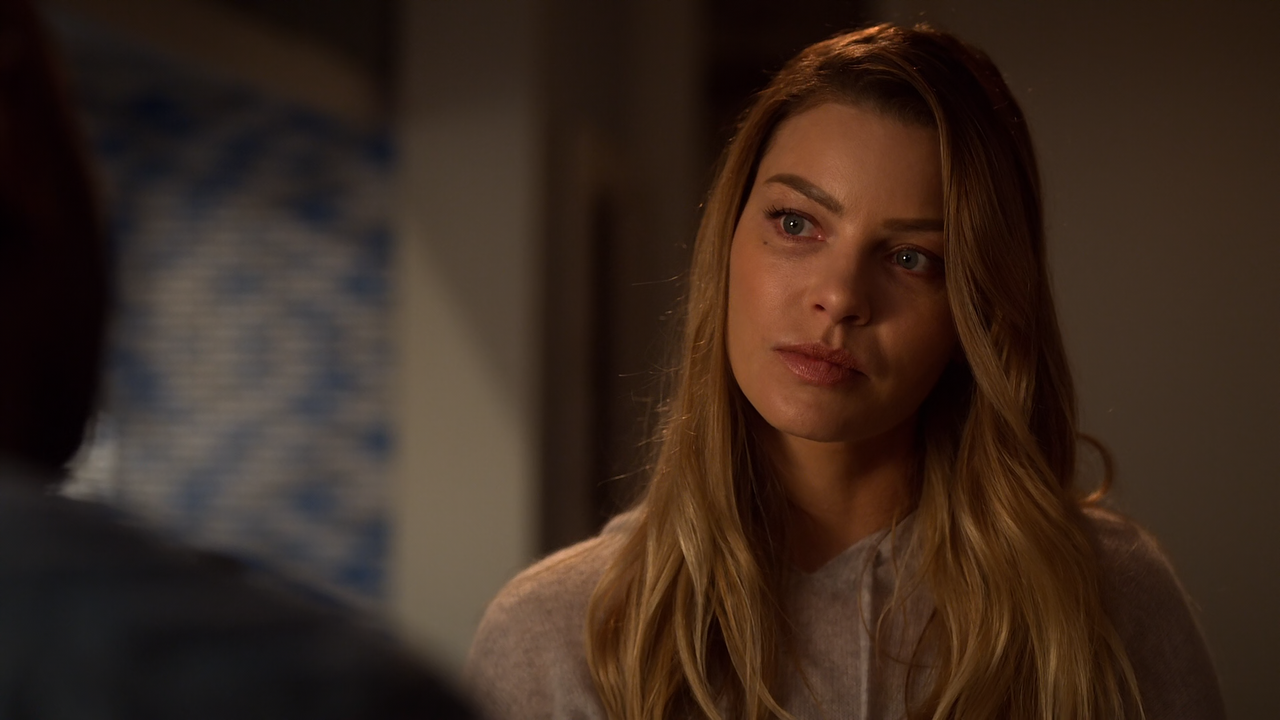 Lucifer.S04E05.Expire.Erect.1080p.10bit.BluRay.AAC5.1.HEVC-Vyndros.mkv_snapshot_46.51_[2020.06.08_07
