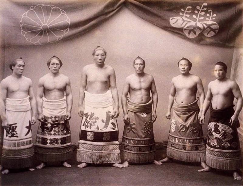 [Изображение: 32357-68ce694950c78bc144bd1529e99d53d9.jpg]
