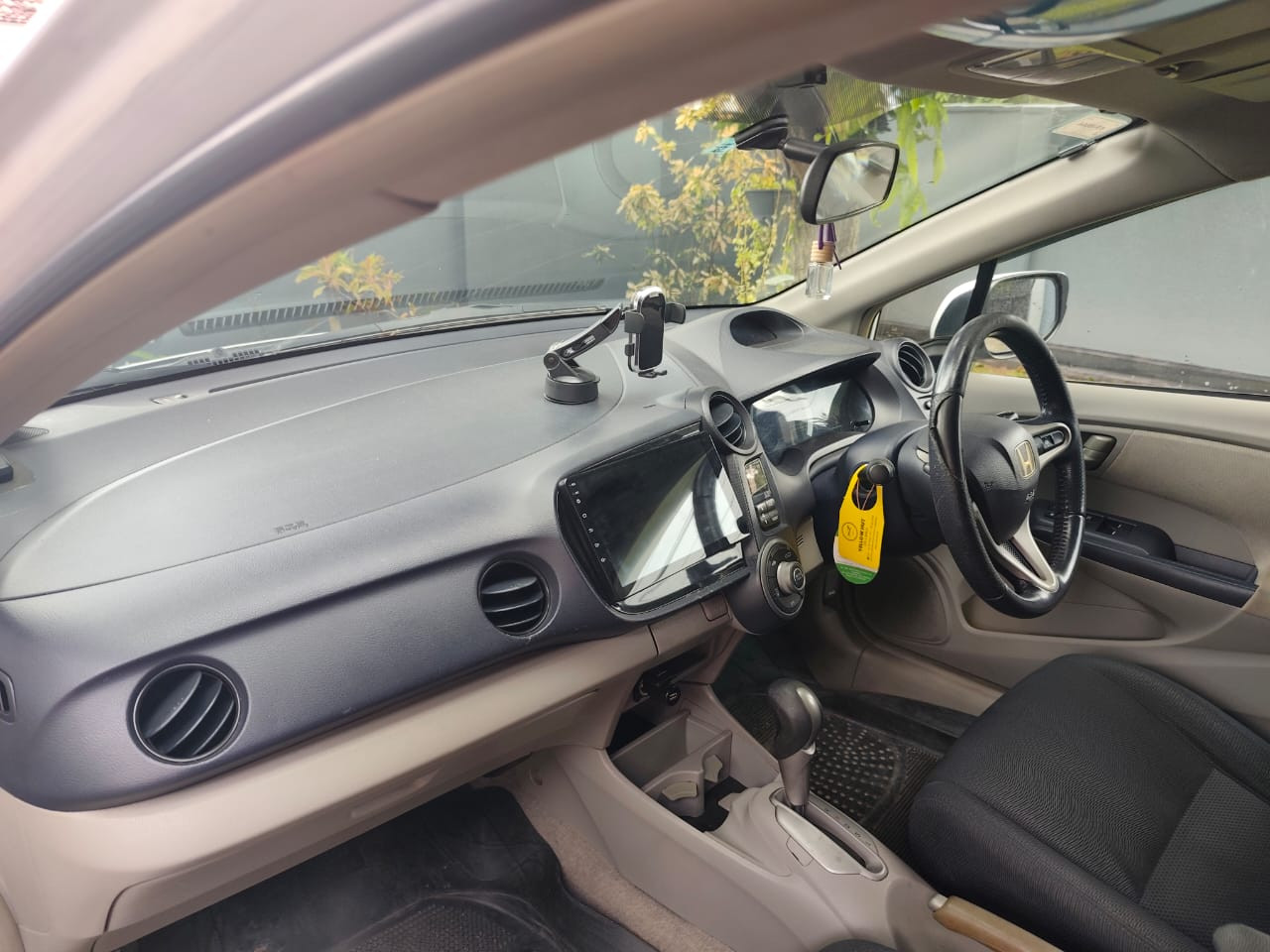 Island Drive ST Wheels Premium Vehicle