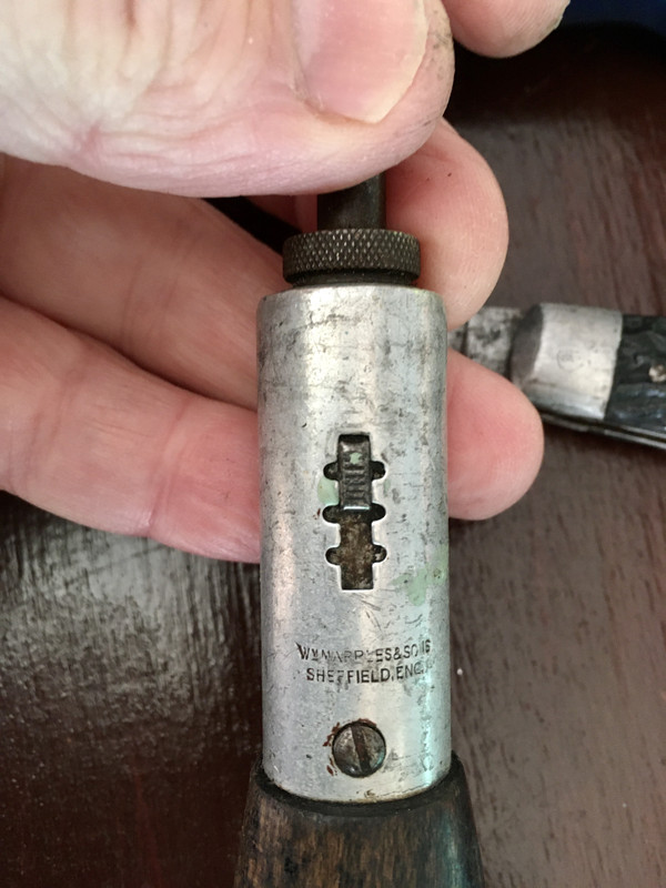 DF155C55-2FD4-4889-8087-EF62A8C767E9