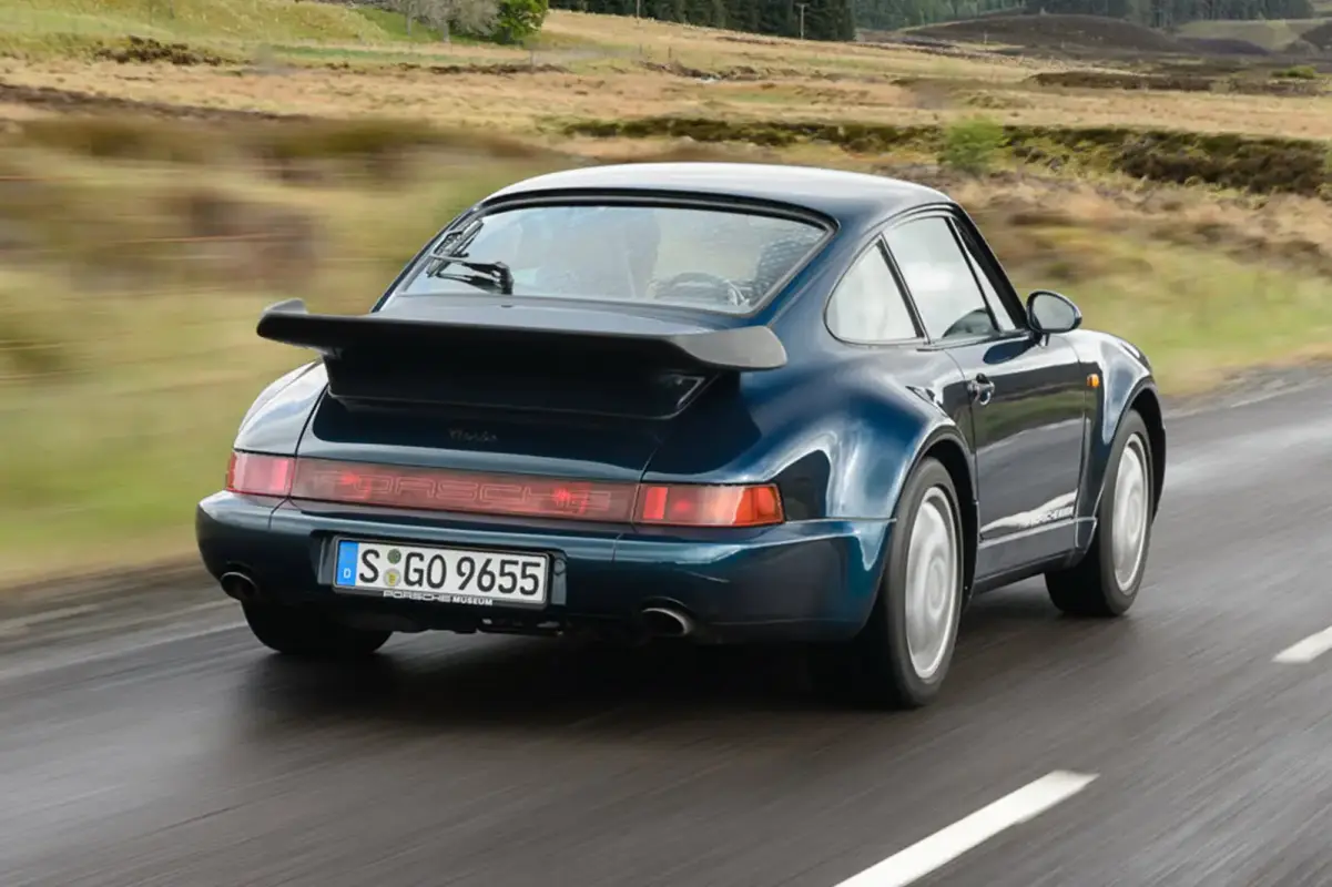 9-porsche-911-rear.webp