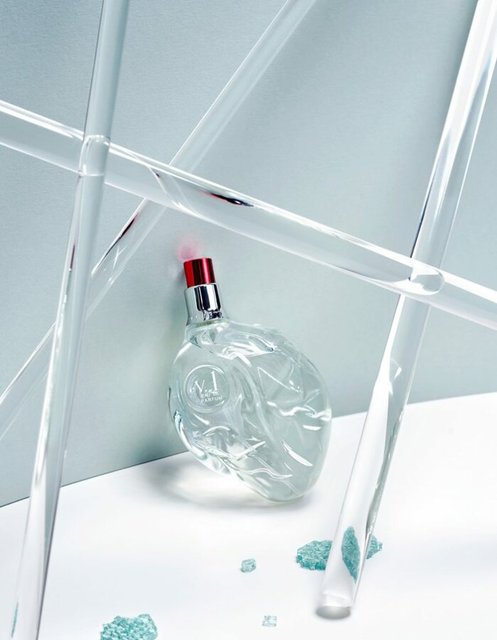 https://i.postimg.cc/tgW03ZJc/110649-699x900-winterperfumesmapofthheartclearh2fc76820.jpg